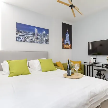 Luxury Near Uprising Museum Apartment